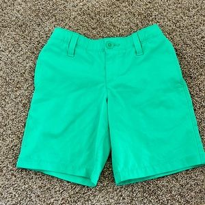 Boys Under Armour Short sz 6